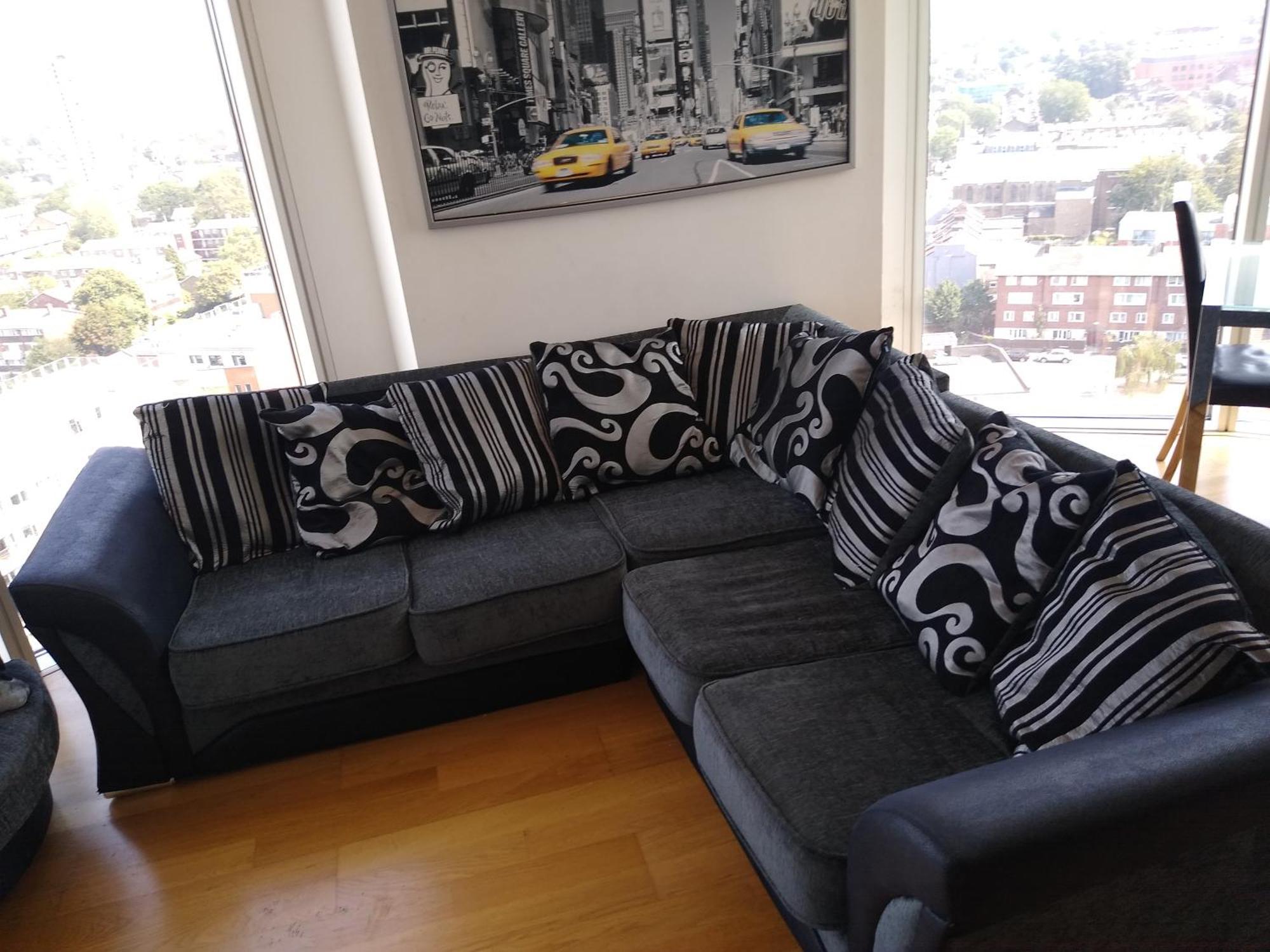 Room In Luxurious Penthouse Apartment Лондон Экстерьер фото